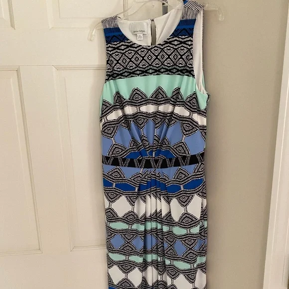 Donna Morgan Dresses | Donna Morgan Maxi Dress Multicolor Blue Green Black Print Size 8 | Color: Blue/Green | Size: 8 | Millerannm16's Closet